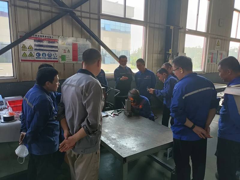 《提升技能，鑄就未來：公司焊工技能培訓(xùn)火熱進(jìn)行》