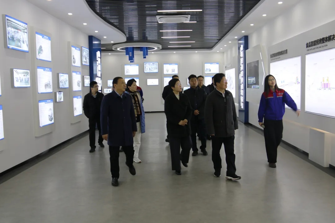 市政協(xié)黨組書記、主席孟慶斌一行赴銳智智能開展調(diào)研指導(dǎo)工作